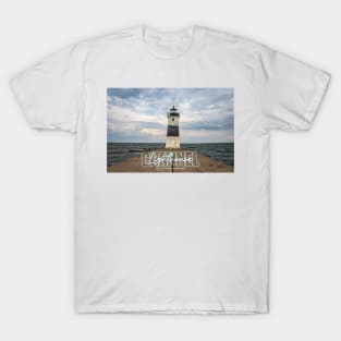 Channel Lighthouse Presque Isle Erie Pennsylvania T-Shirt